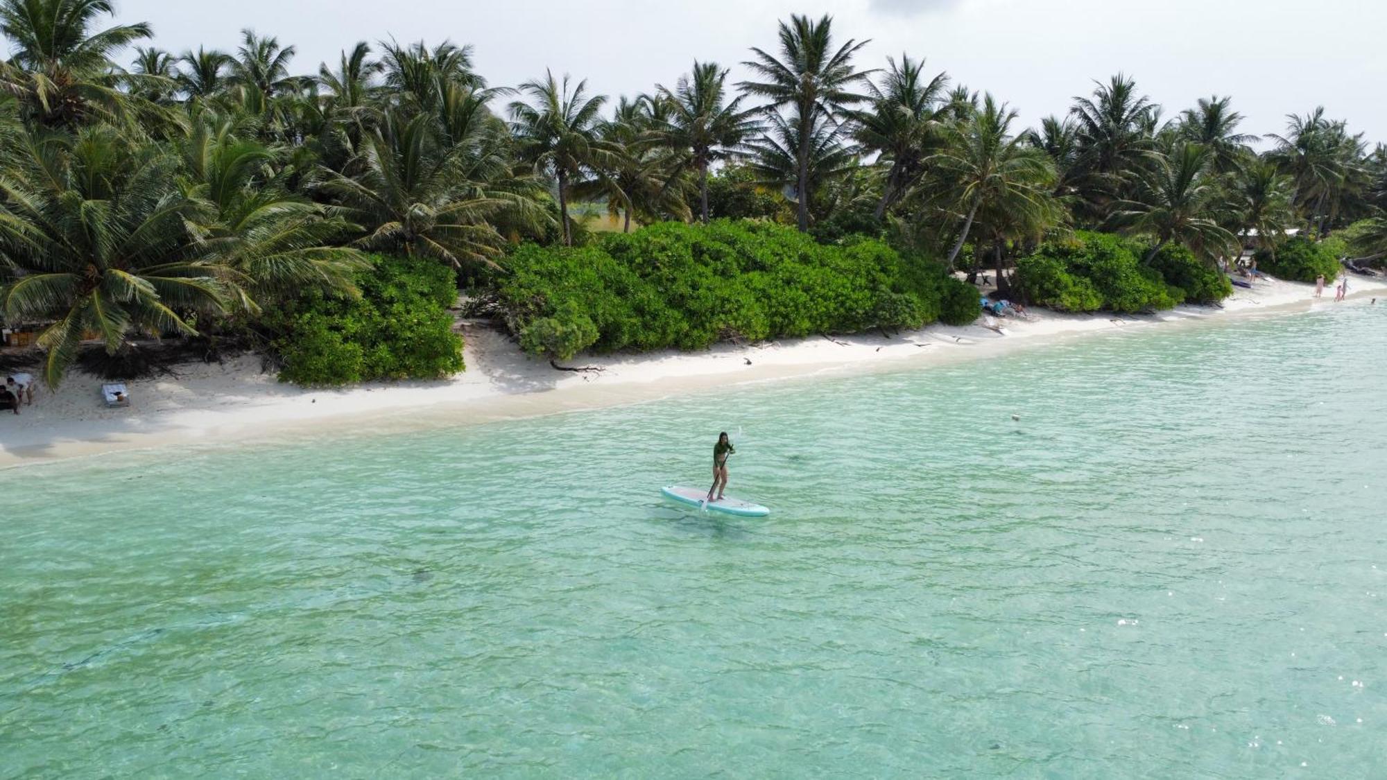 Blue Water Thoddoo Inn Oda fotoğraf