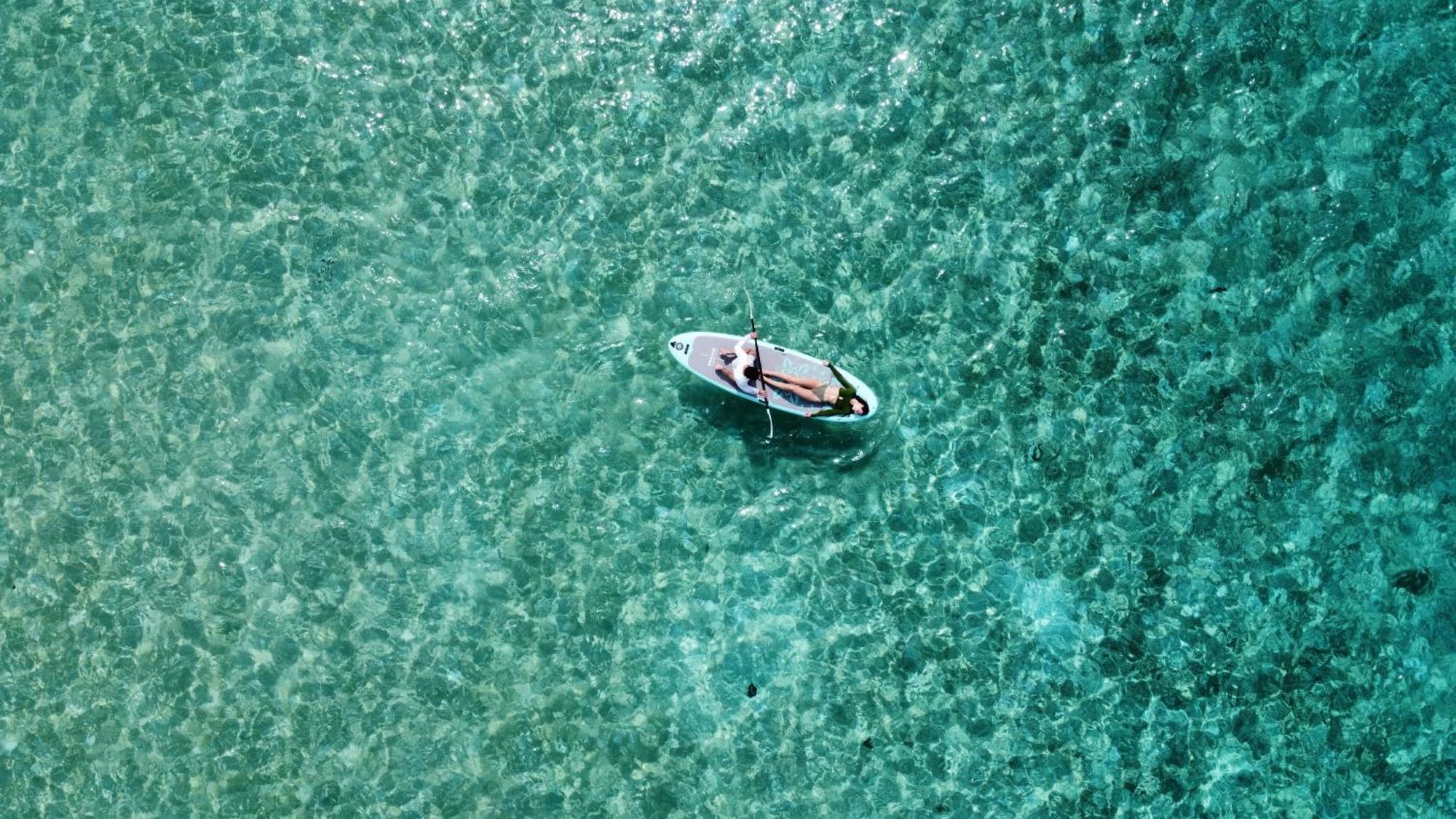 Blue Water Thoddoo Inn Oda fotoğraf